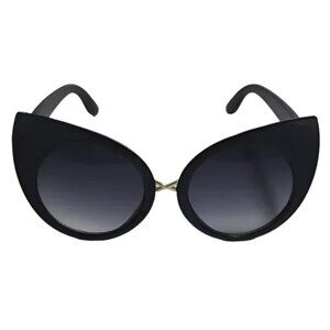 9131 | Black Exaggerated Cateye Sunglasses